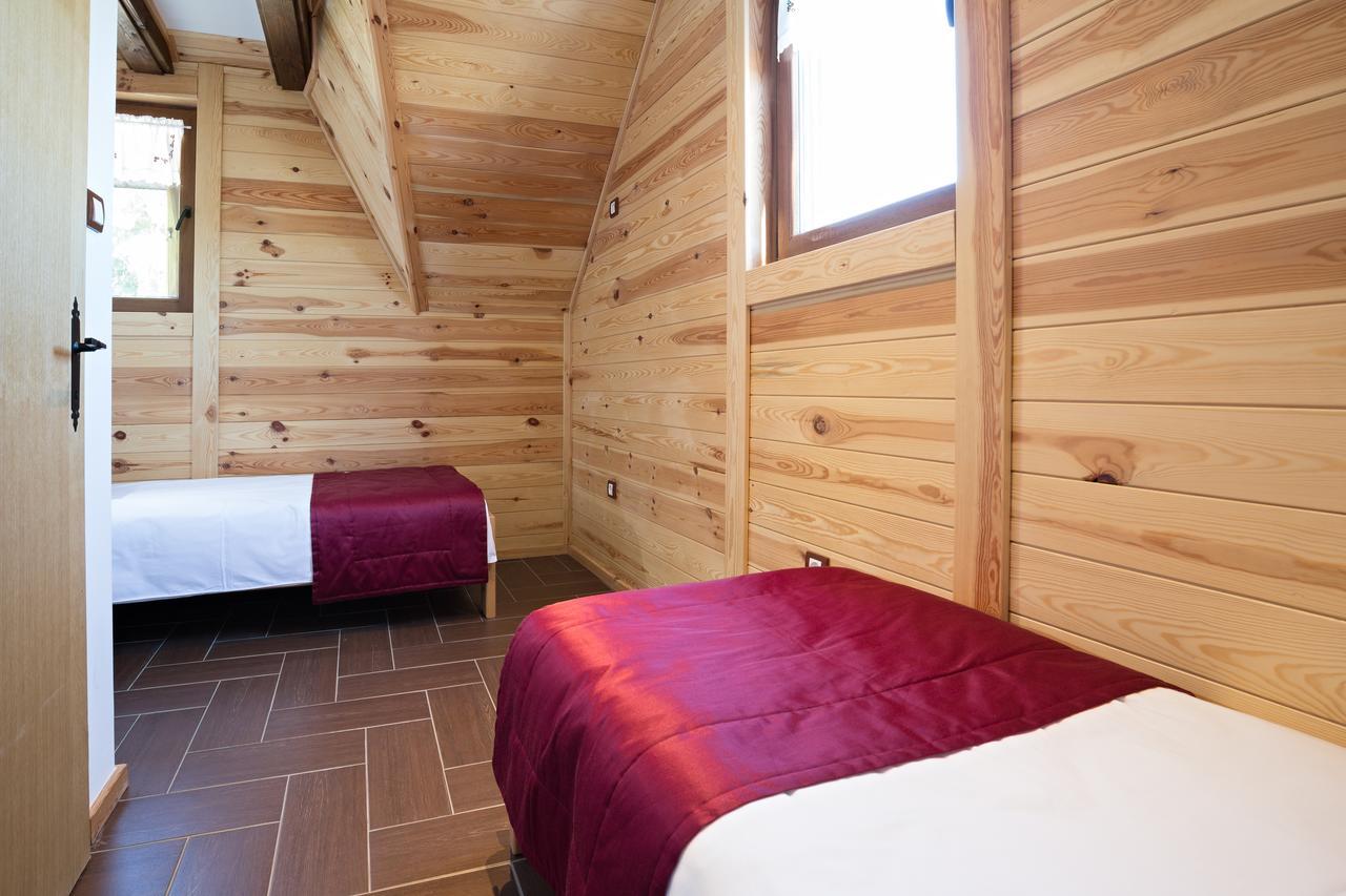 브르드니크 Etno Naselje Vrdnicka Kula B&B 외부 사진