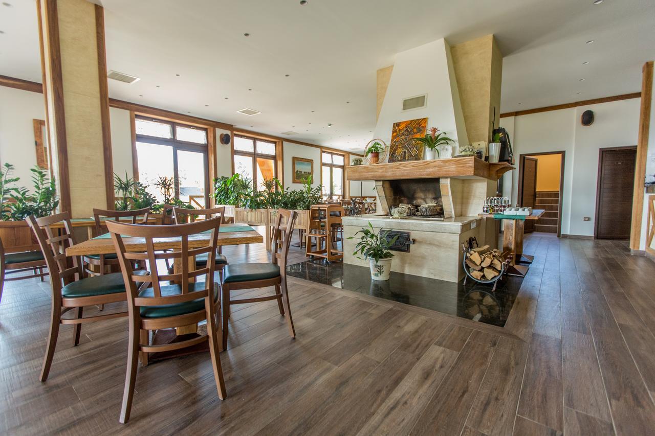 브르드니크 Etno Naselje Vrdnicka Kula B&B 외부 사진